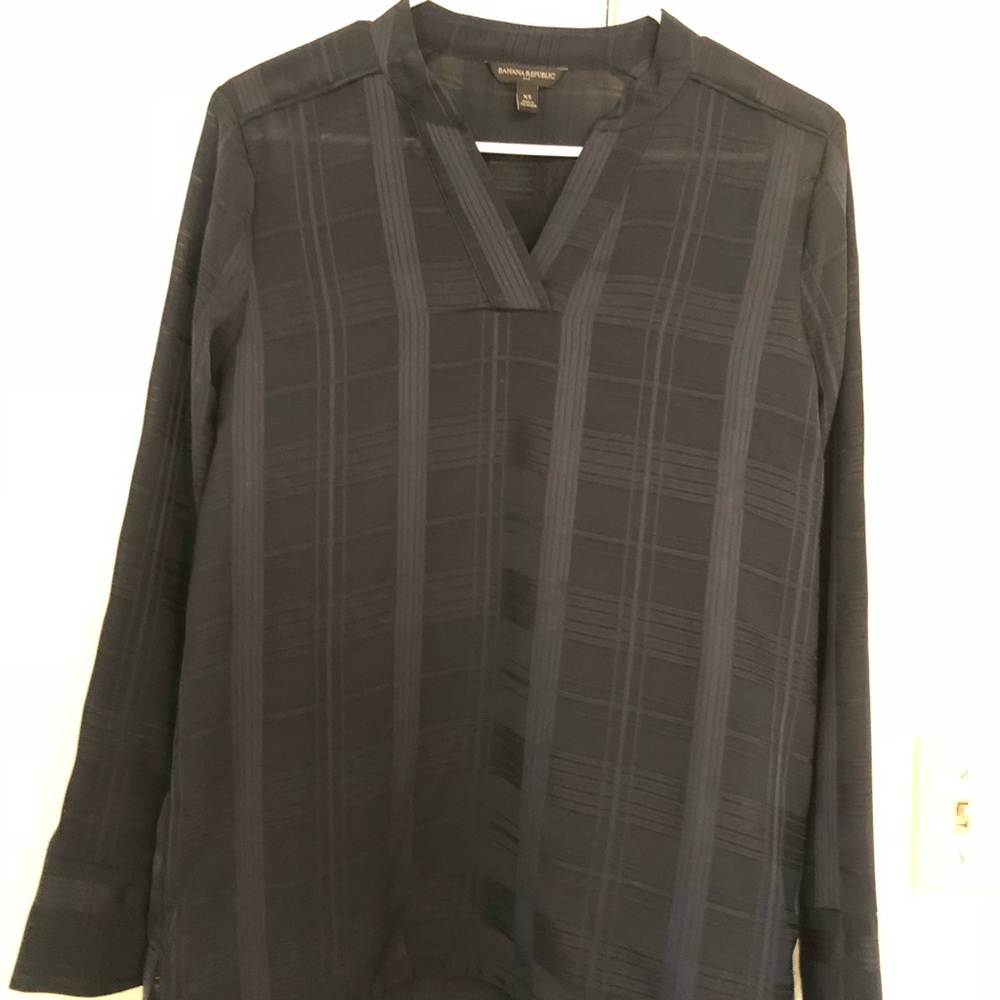 Like new banana republic blouse